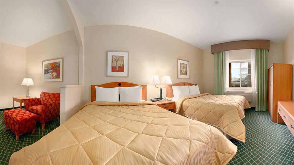 Comfort Inn & Suites Oakland Airport 外观 照片