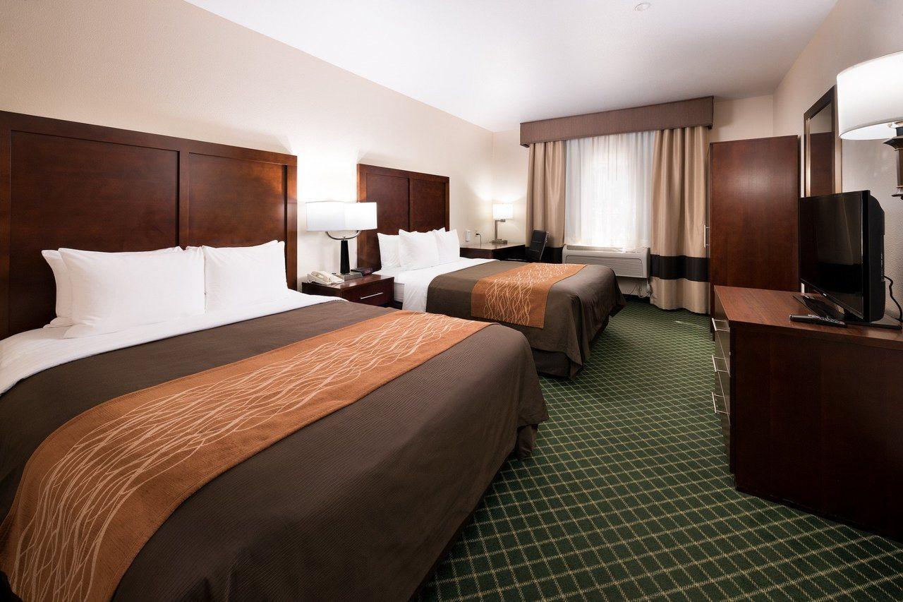 Comfort Inn & Suites Oakland Airport 外观 照片