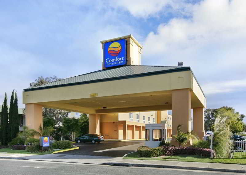 Comfort Inn & Suites Oakland Airport 外观 照片