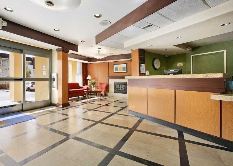 Comfort Inn & Suites Oakland Airport 外观 照片