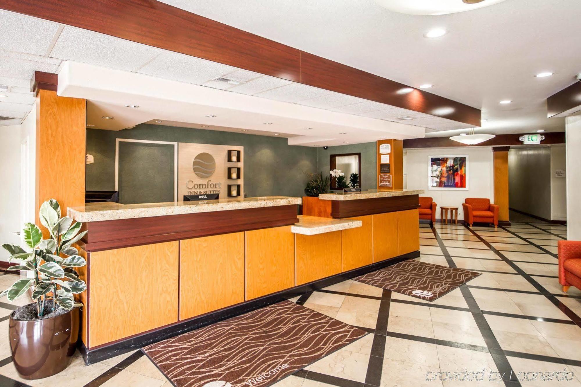 Comfort Inn & Suites Oakland Airport 外观 照片