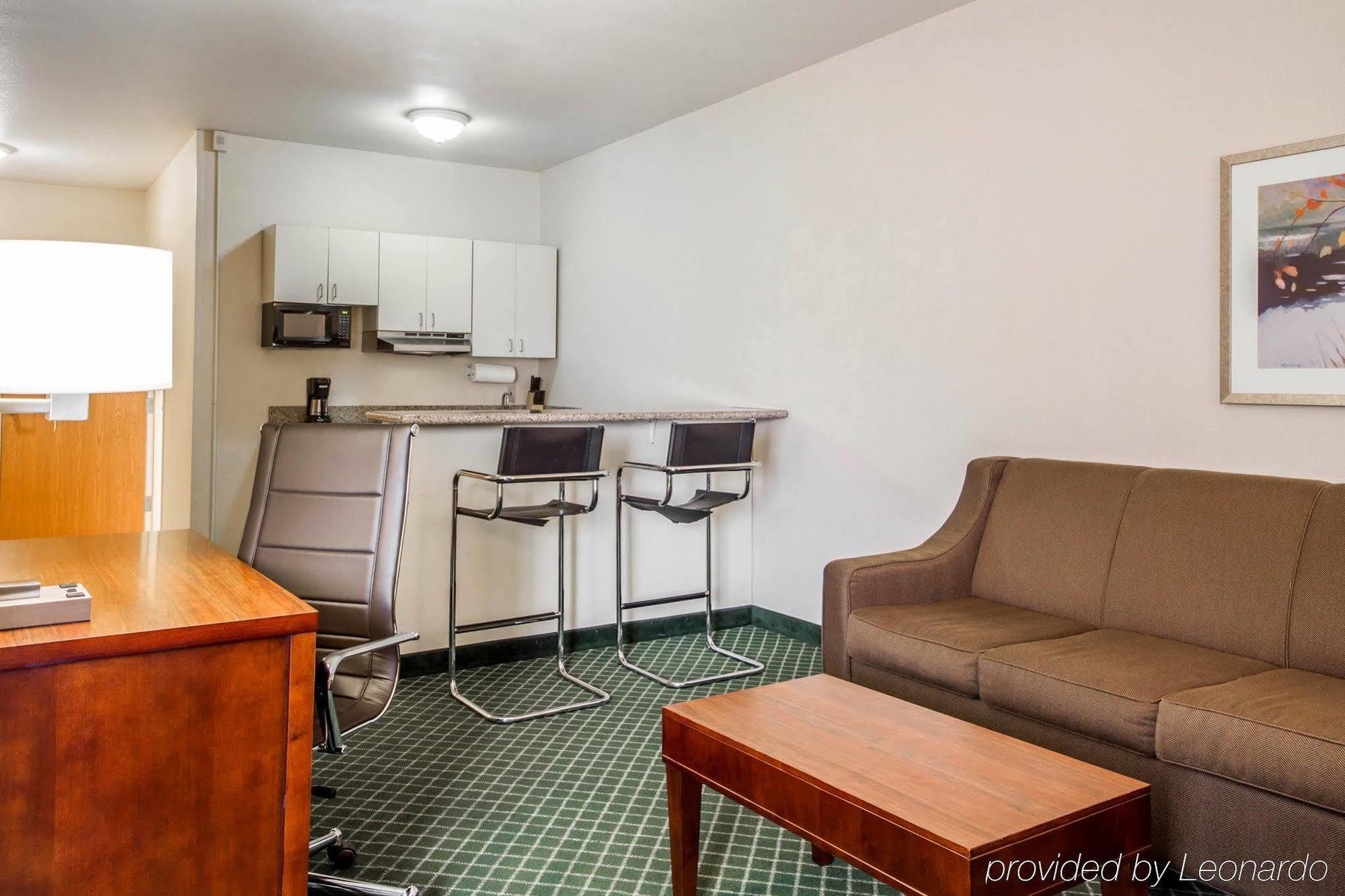 Comfort Inn & Suites Oakland Airport 外观 照片
