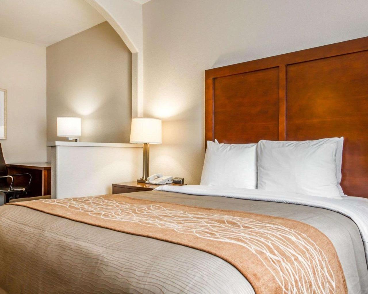 Comfort Inn & Suites Oakland Airport 外观 照片