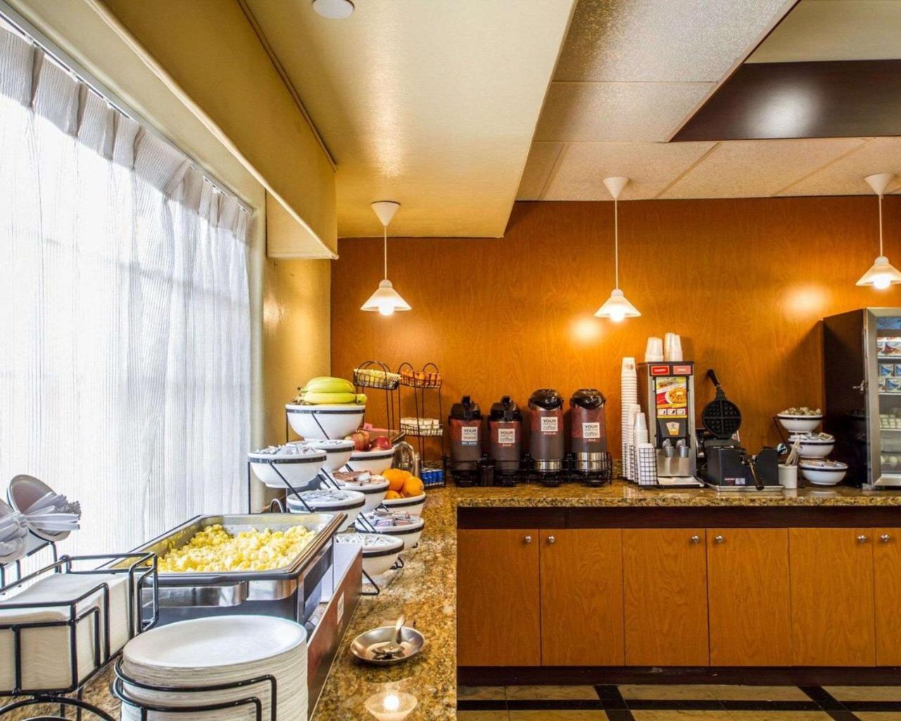 Comfort Inn & Suites Oakland Airport 外观 照片